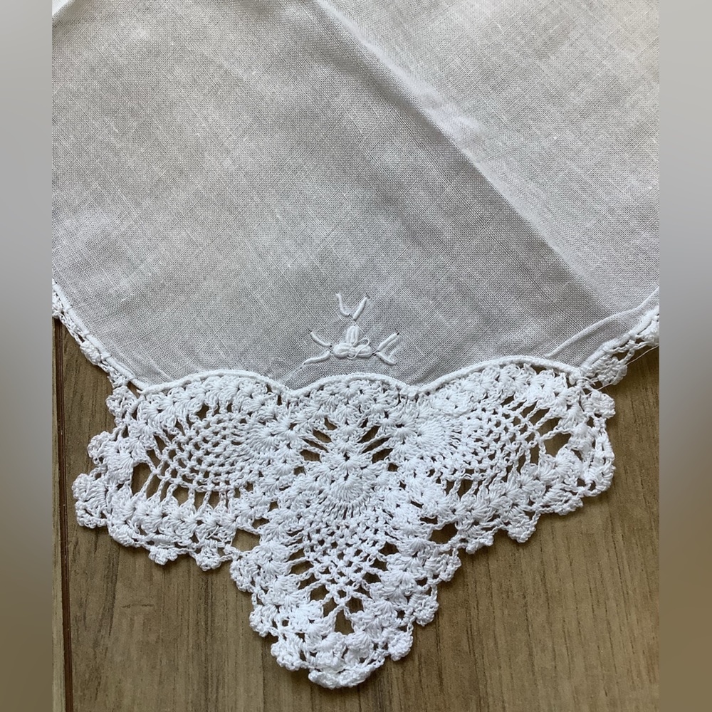 New cotton handmade pineapple crochet lace handkerchief hankie